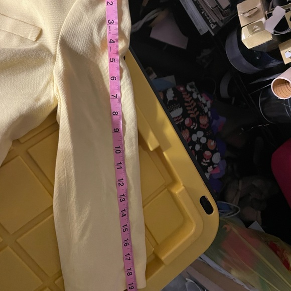 Blazer / Pale yellow blazer jacket The Limited size med - Picture 12 of 13